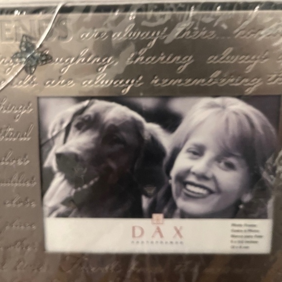 ✨ DAX Silver Metal Photo Frame - Friends Theme, 5x3.5. New in Box! - Picture 9 of 15